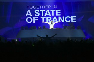 A State of Trance 2015_675_1.jpg