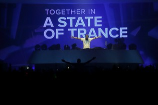 A State of Trance 2015_675.jpg