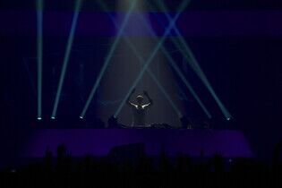 A State of Trance 2015_701_1.jpg